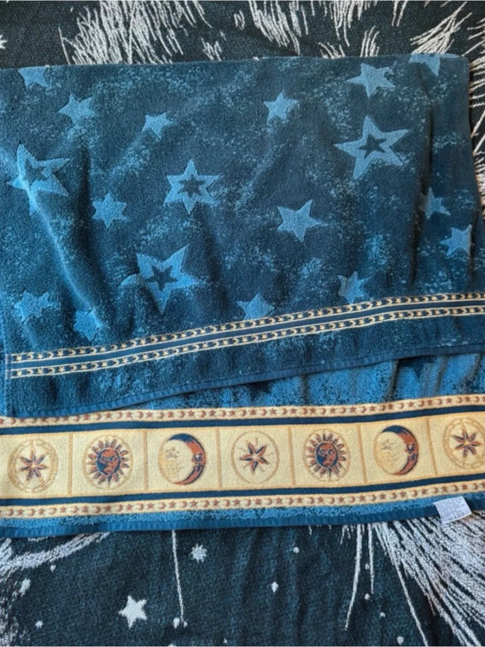 90s Celestial Springmaid Bath Towel & Rag set